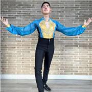 Instructor y Bailarín con énfasis en Salsa y Bachata para Enseñar Basico he Intermedio